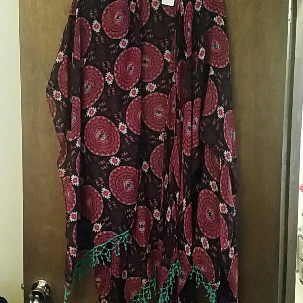 Shawl/wrap - Picture 3 of 3